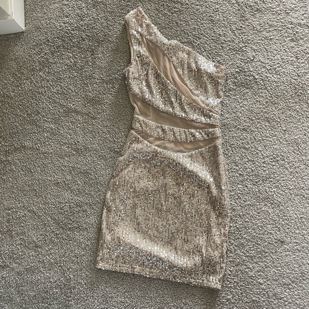 Fashion Nova one shoulder silver sparkly dress size S